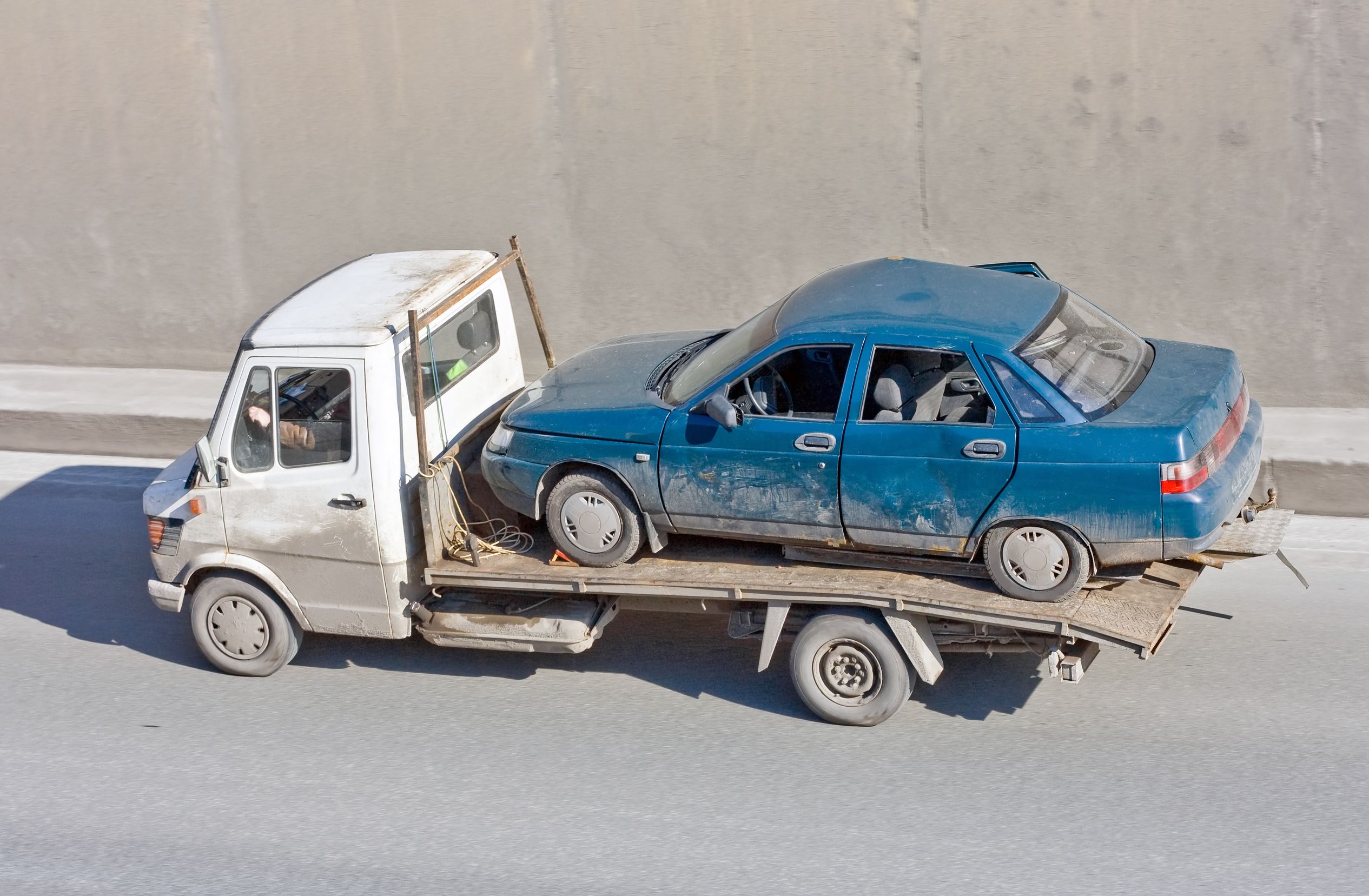 How a tow service can help you in an emergency