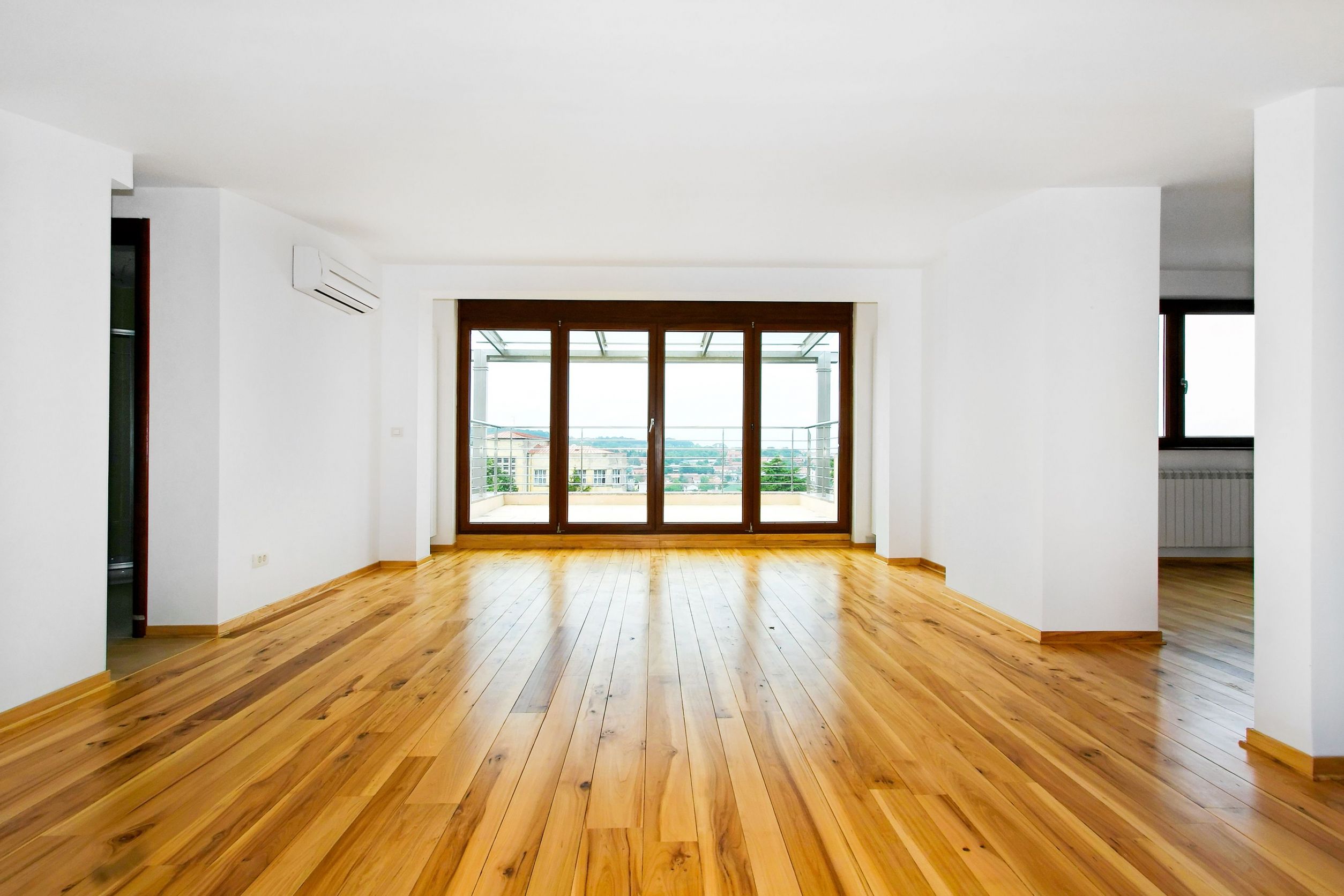 Benefits Offered by Wood Flooring Installation