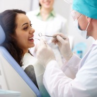 Smokers Need to See the Family Dentist in Kona