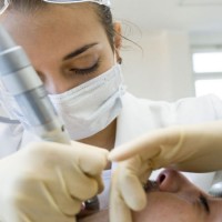 Different Procedures To Create An Entire Mouth Dental Makeover