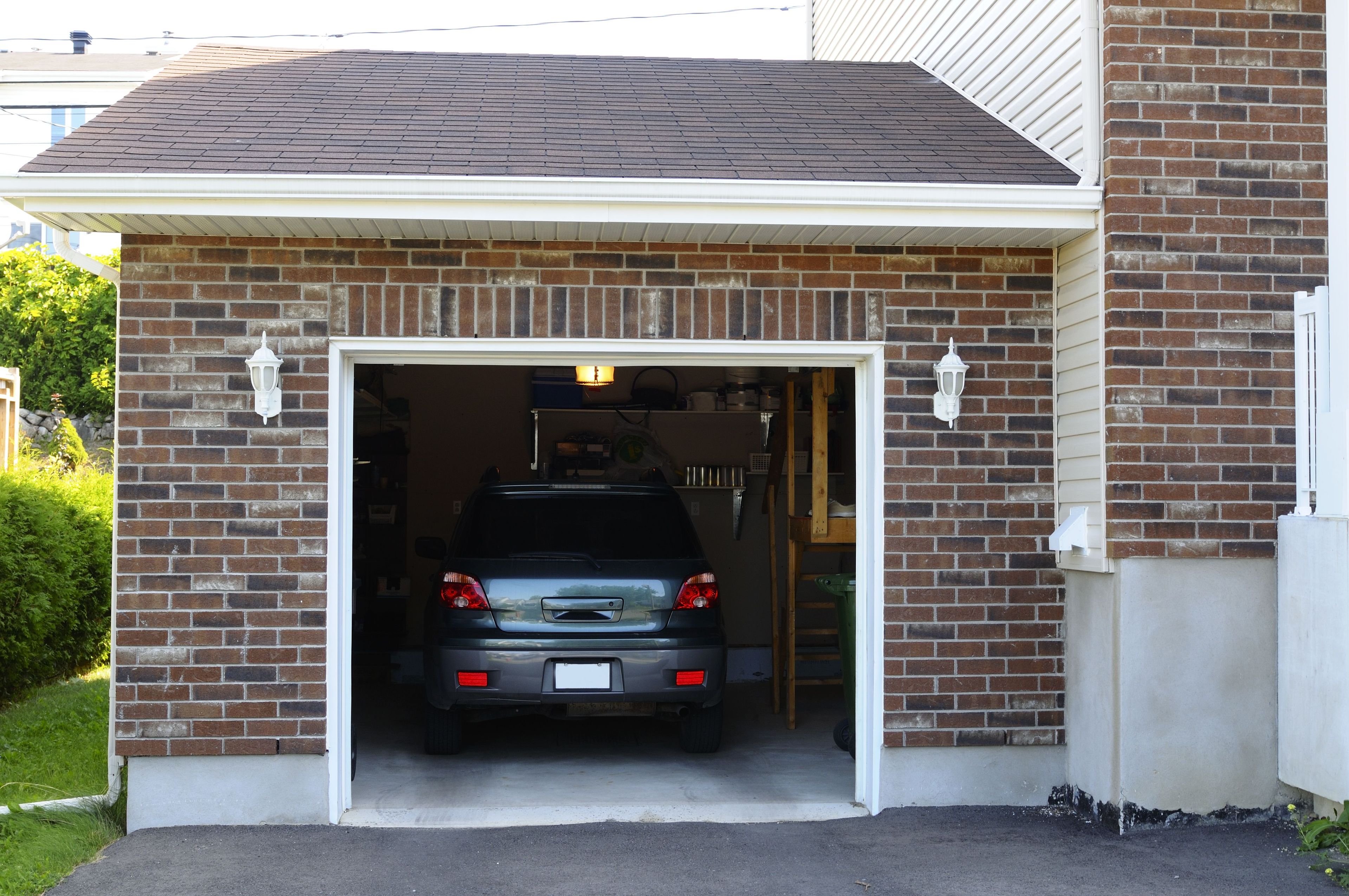 Choosing a Garage Door in Metro West MA