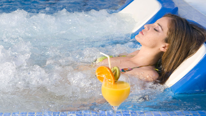 A Few Health Benefits of Hot Tub Spas in League City