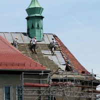 Problems That Will Require a Business Owner To Hire a Commercial Roofing Service in Brookfield, WI