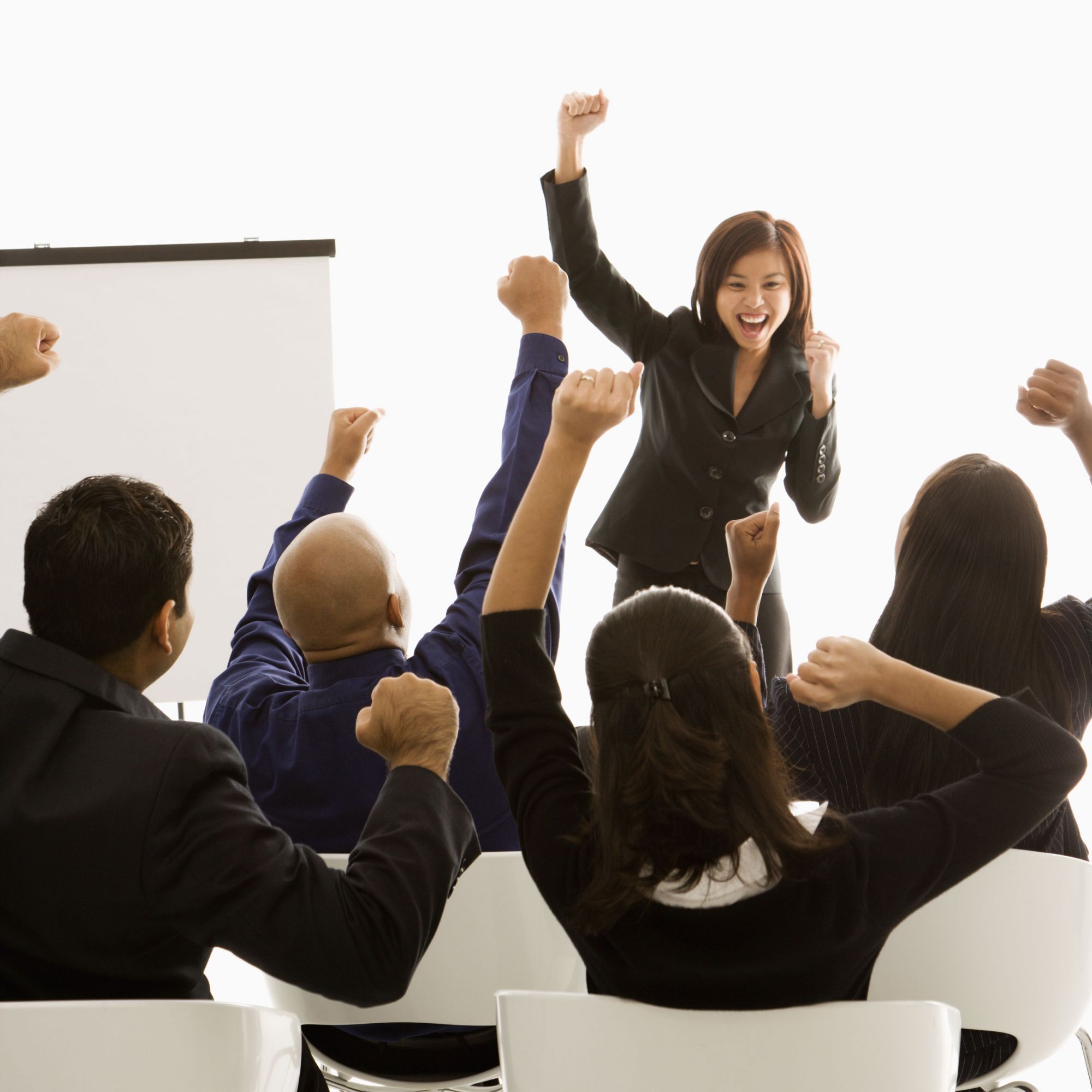Boost Workplace Morale With a Funny Motivational Speaker Who Inspires Lasting Change