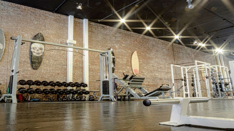 Should You Enroll in Private Training Gyms in NYC?