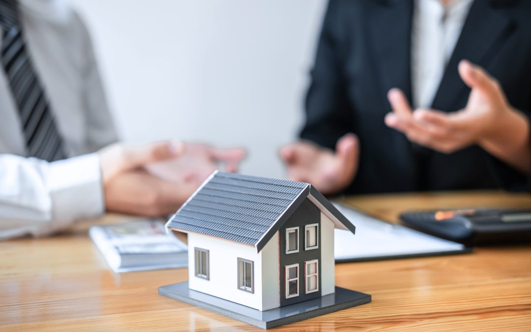 How a Real Estate Lawyer in Osprey, FL, Ensures Smooth Property Transactions